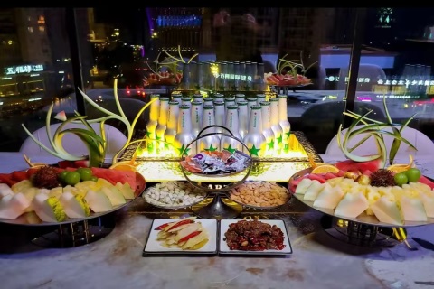 达州城区大型夜场招聘网，包厢礼仪员包食宿​